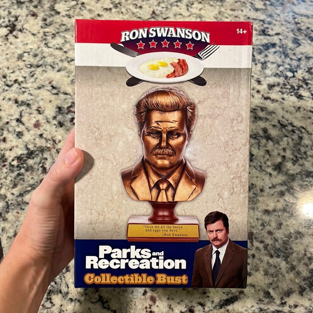 New In Box Ron Swanson Collectible Bust Parks and Recreation